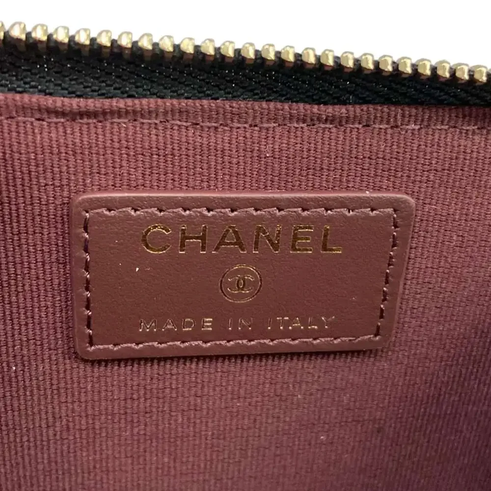 CHANEL matelasse coin